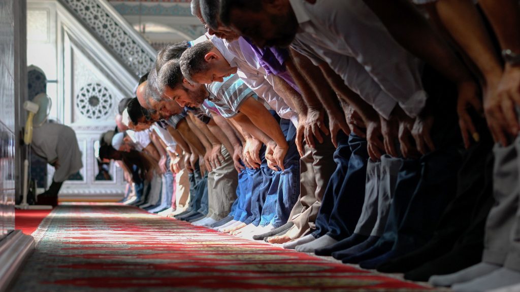 Zamanın akışı bir kez daha bizi 11 ayın sultanı, bereket ve mağfiret ayı Ramazan'a ulaştırdı.